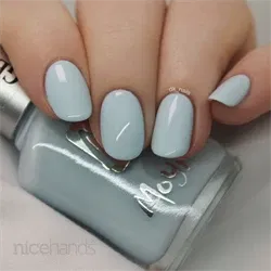 1050 Catherine, Moyra Gel look Neglelak